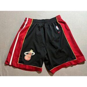Miami Heat Nike‎ TEAM Shorts NBA Mens Large Black Red NBA Basketball.